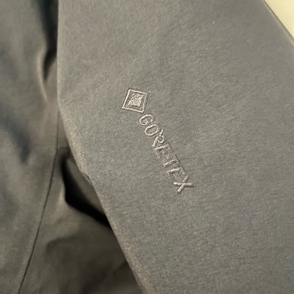 Arcteryx Fission SV Jacket Size Large - Picture 5 of 13